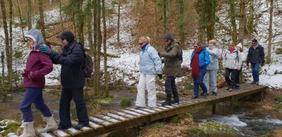 groupe sur petit pont de bois staarp